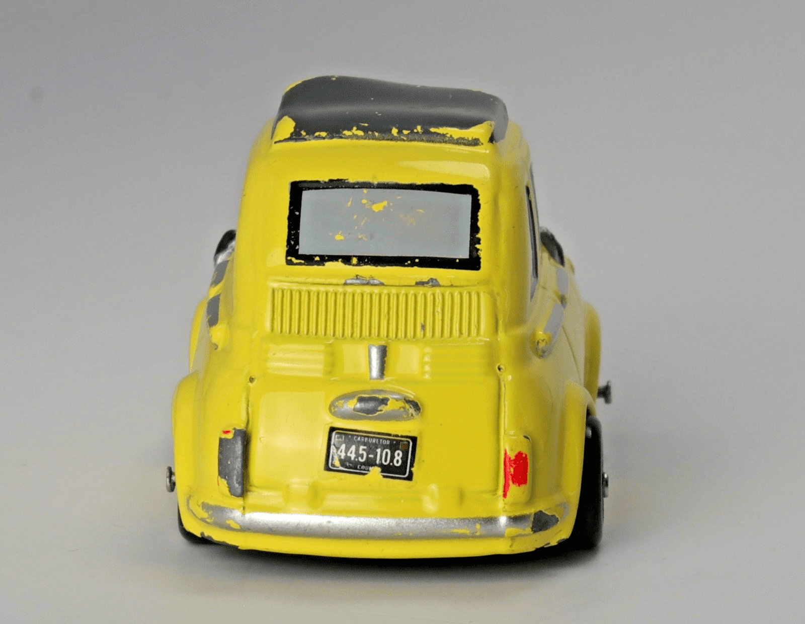 Disney Pixar Cars ~ Mini Racers ~ LUIGI ~ Yellow Fiat 500 ~ Diecast 1:100 Toy - Thumbnail 8
