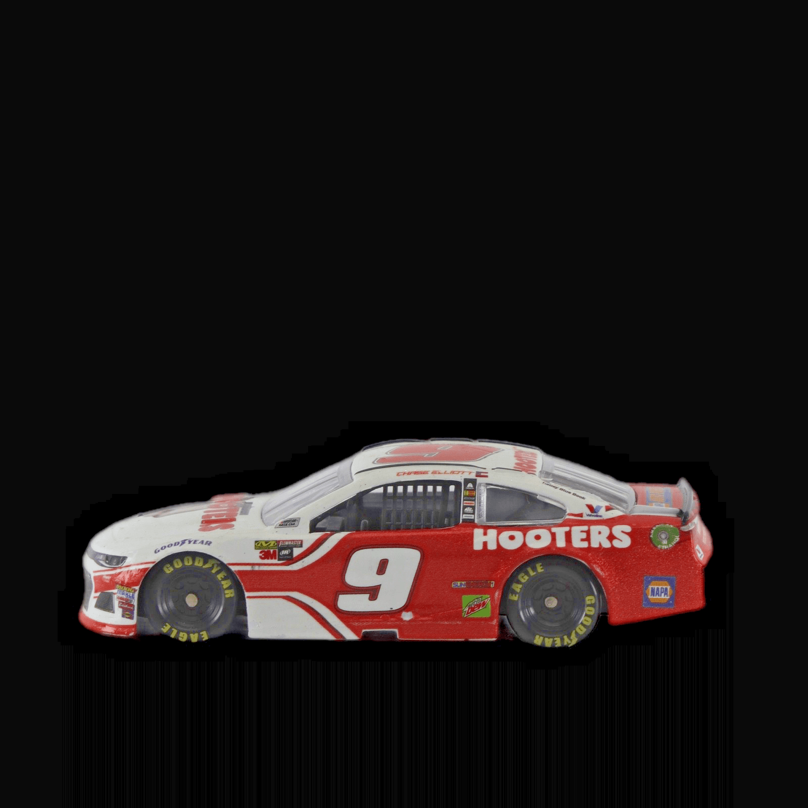 NASCAR Authentics 2018 Chase Elliott #9 Hooters ~ Chevy Camaro ZL1 ~ 1:64 - Thumbnail 2