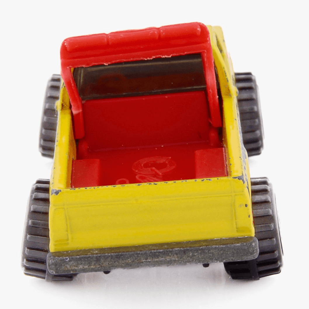 VINTAGE Hot Wheels ~ 1982 CHEVY S10 SURF PATROL LIFEGUARD RESCUE TRUCK ~ 1:64 - Thumbnail 8