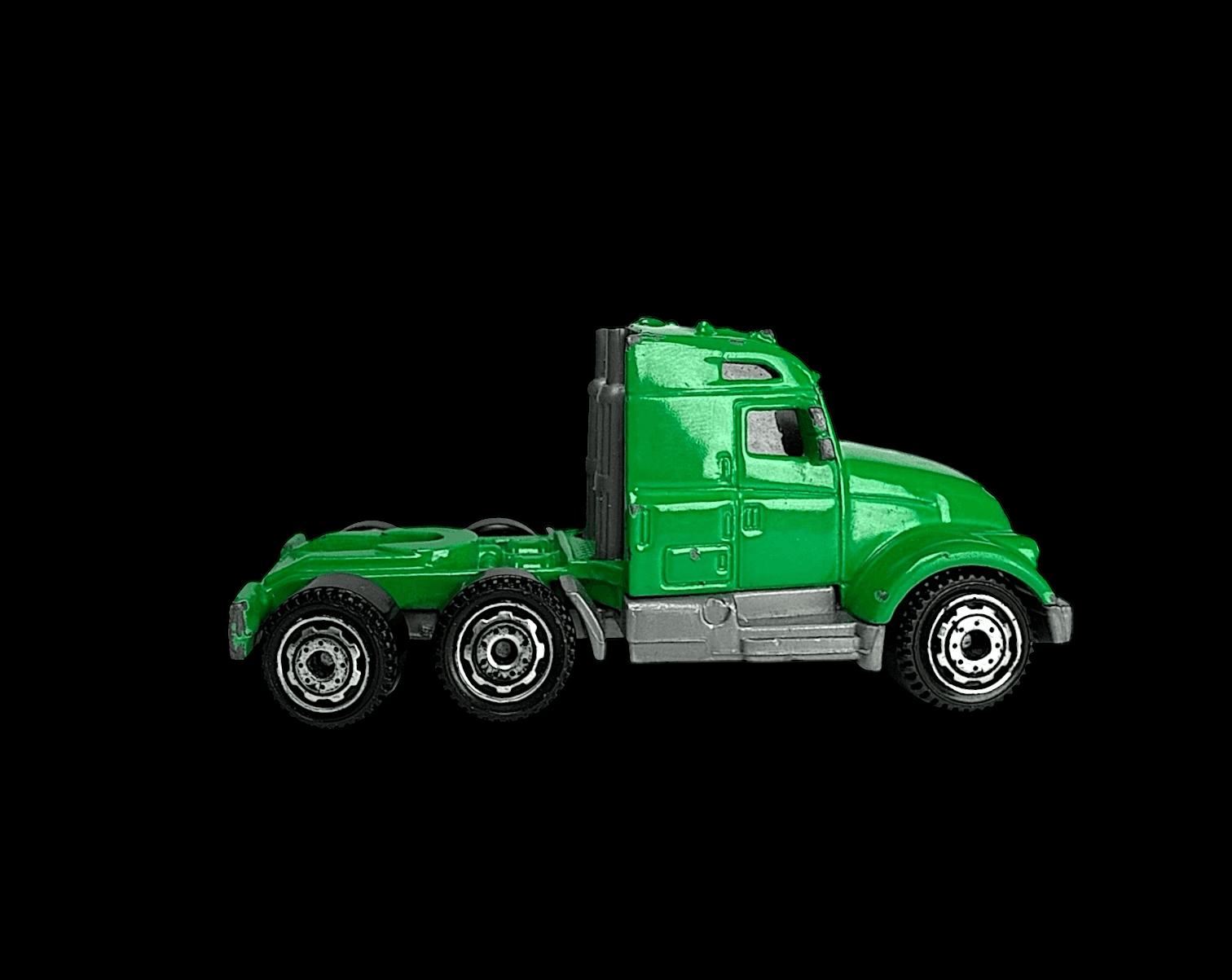 Matchbox 2004 Green Tractor Cab Diecast - Treasure Inside #31