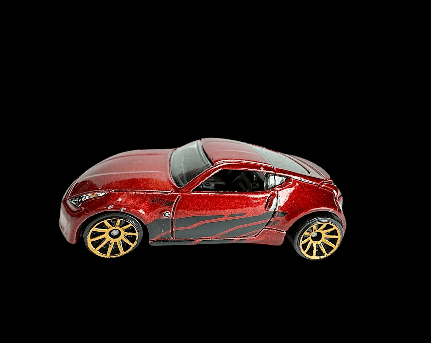 Hot Wheels Nissan 370Z Red Gold Wheels Diecast Car - Thumbnail 2