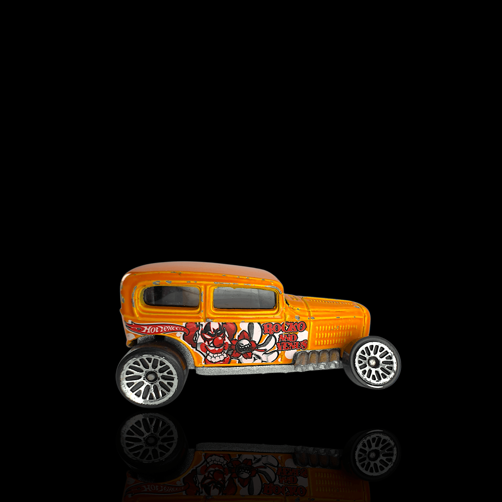 Hot Wheels 2001 Midnight Otto Rocko & Venus Die cast Orange