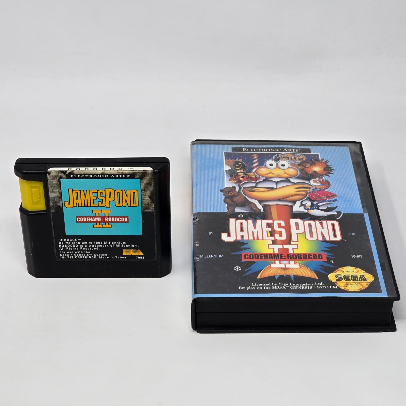 James Pond II 2: Codename Robocod (Sega Genesis) Case & Cartridge TESTED
