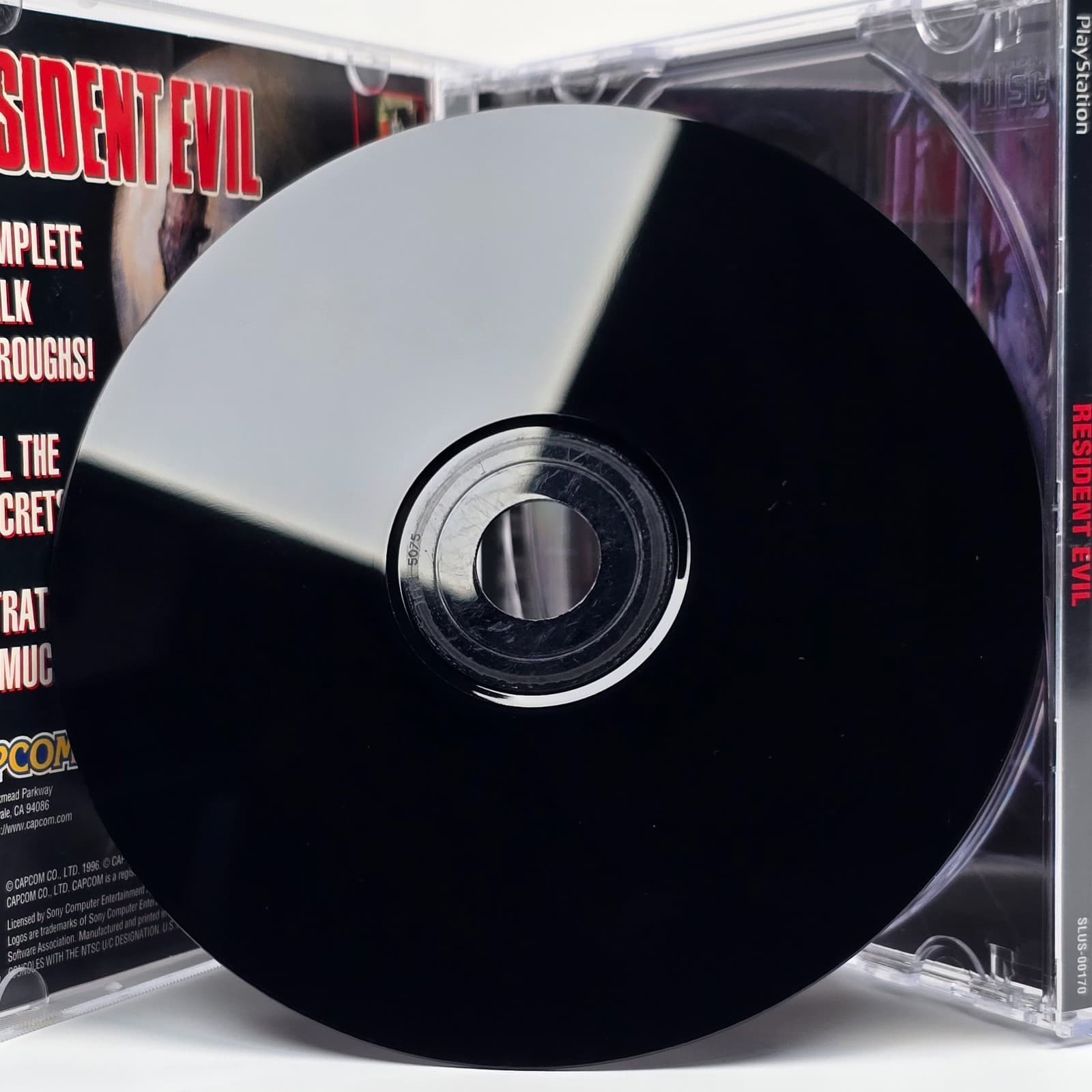 Resident Evil (PlayStation 1 PS1) Black Label CIB COMPLETE (Manual Worn) - Thumbnail 4