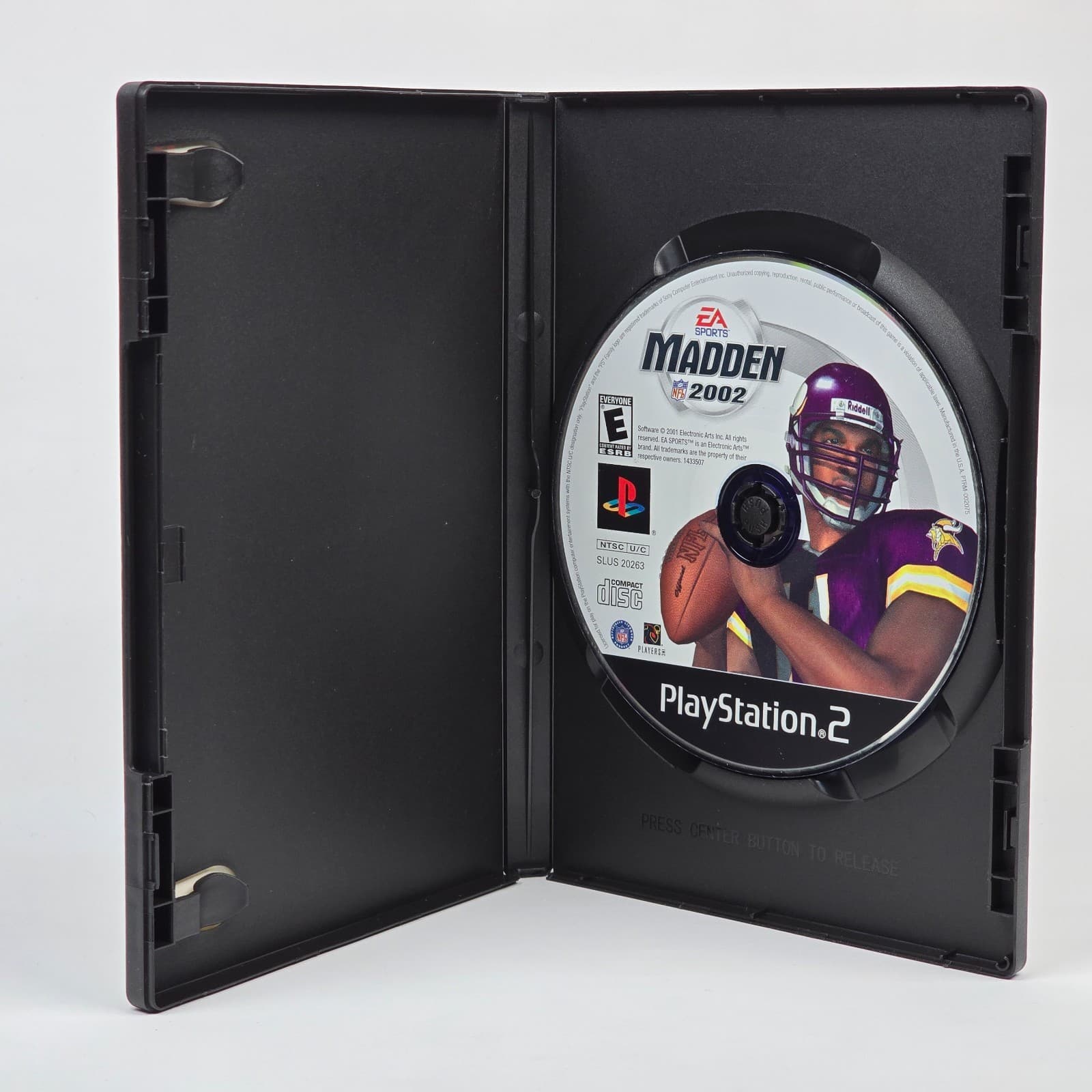 Madden NFL 2002 (PlayStation 2 PS2) Case & Disc - Thumbnail 2