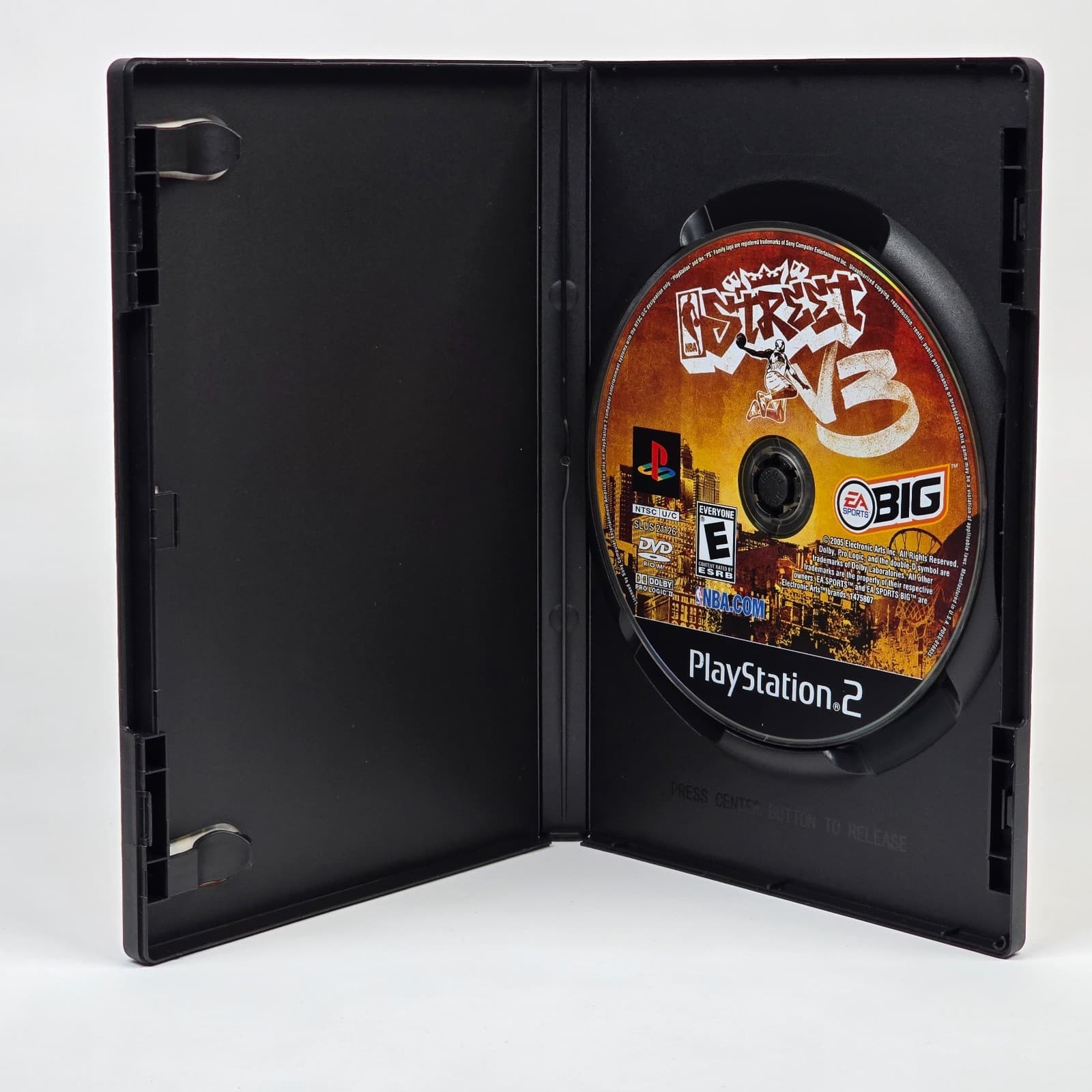 NBA Street Vol Volume 3 V3 (PlayStation 2 PS2) Case & Disc - Thumbnail 2