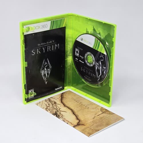 The Elder Scrolls V: Skyrim (Xbox 360) CIB COMPLETE With MAP & TESTED - Thumbnail 2