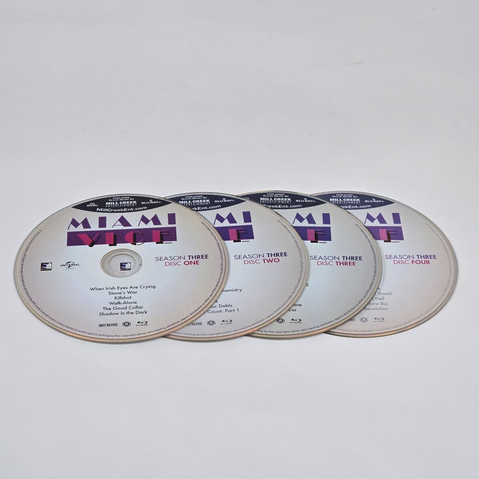 Miami Vice: The Complete Series NRMT (20 Blu-ray Discs Only - No Boxes/Covers) - Thumbnail 4