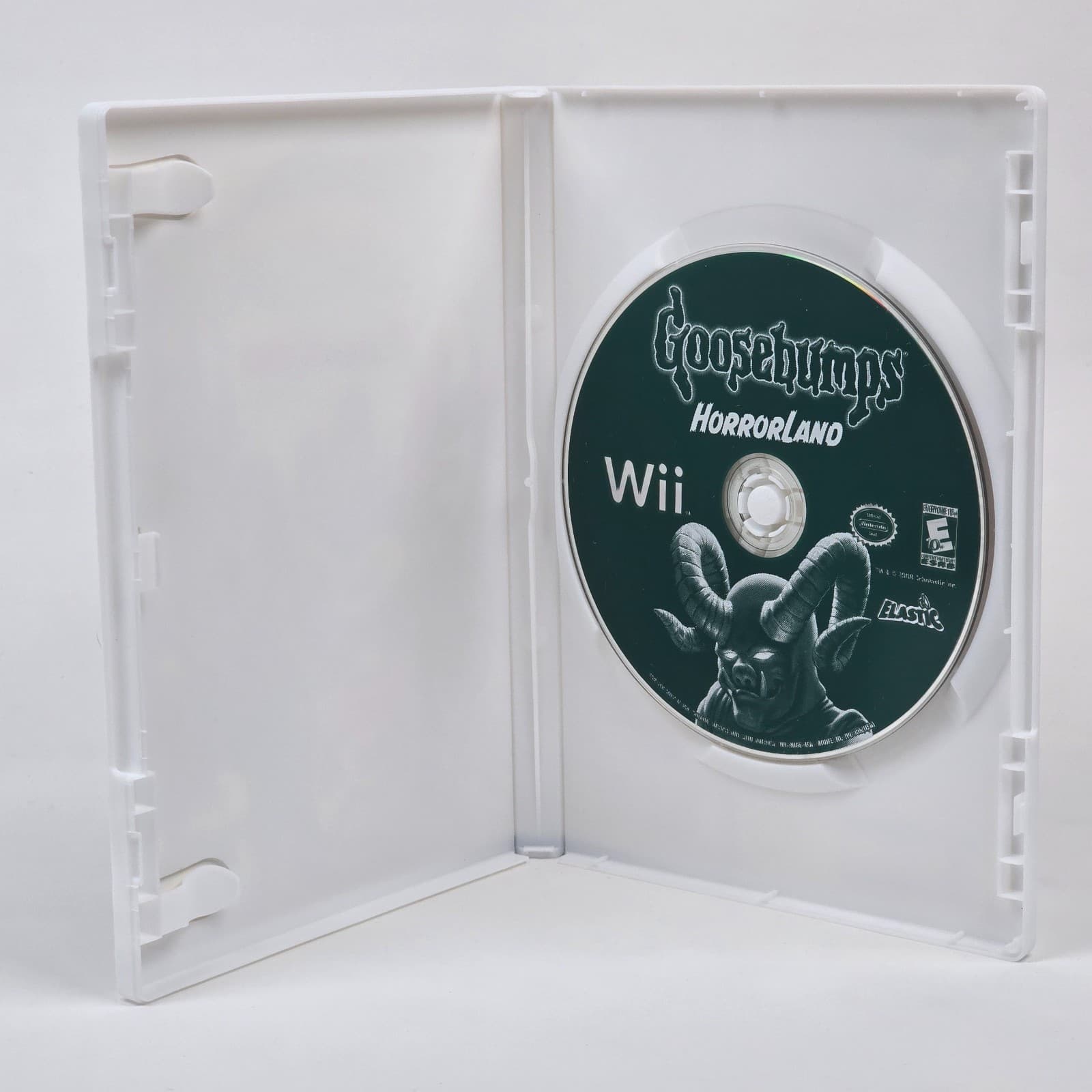 Goosebumps: HorrorLand (Nintendo Wii) Case & Disc - Thumbnail 2