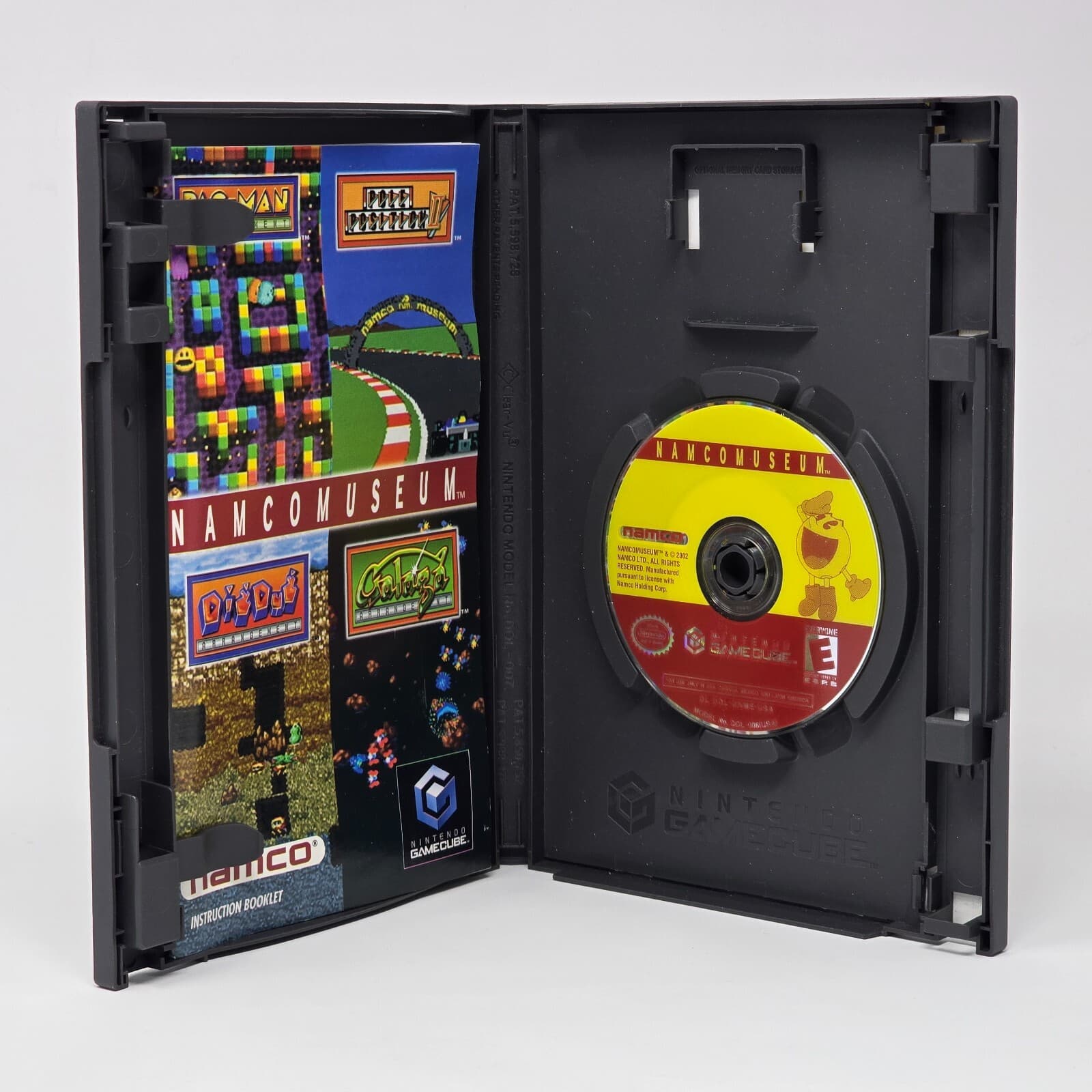 Namco Museum (Nintendo GameCube) Black Label CIB COMPLETE & TESTED - Thumbnail 2
