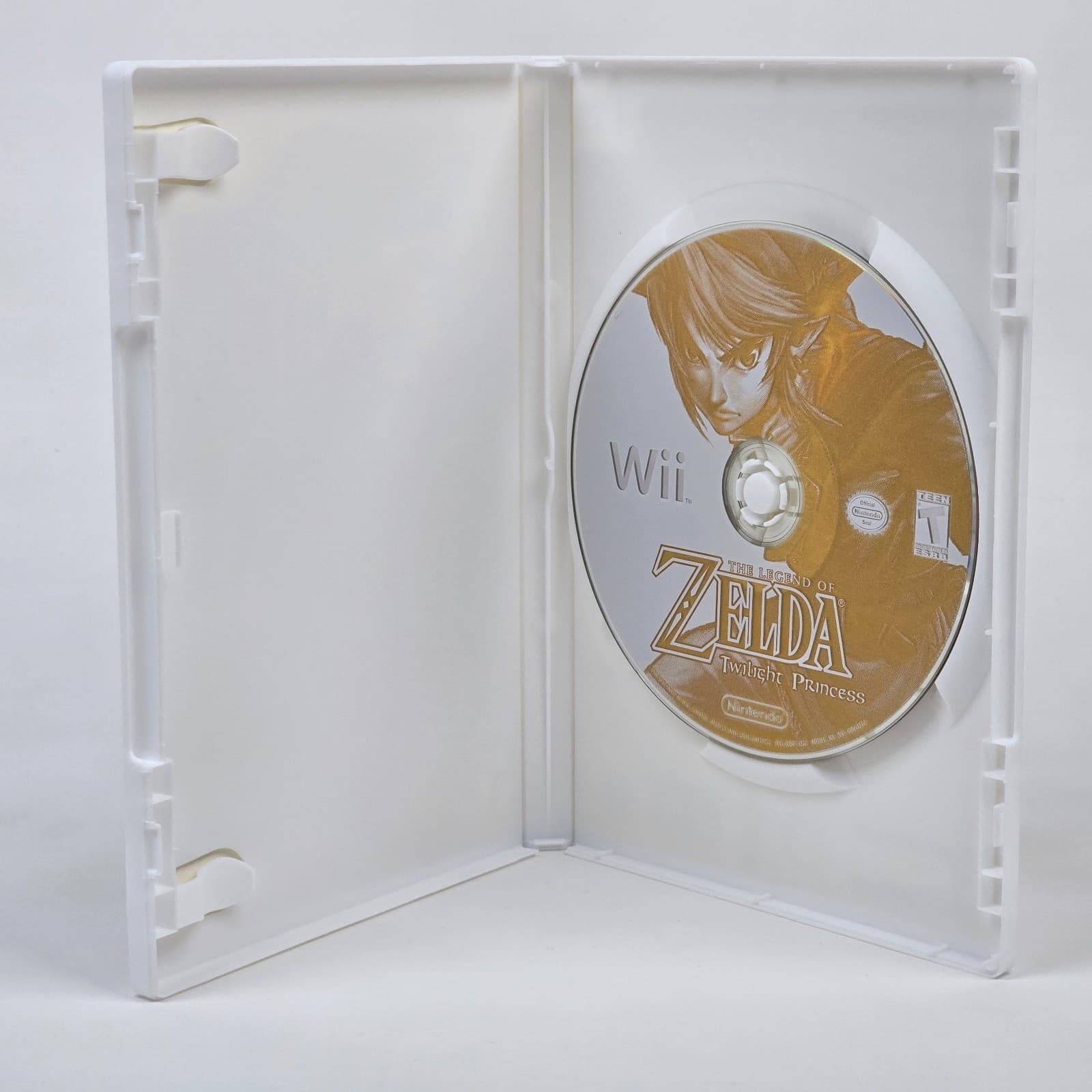 The Legend of Zelda: Twilight Princess (Nintendo Wii) Case & Disc - Thumbnail 2