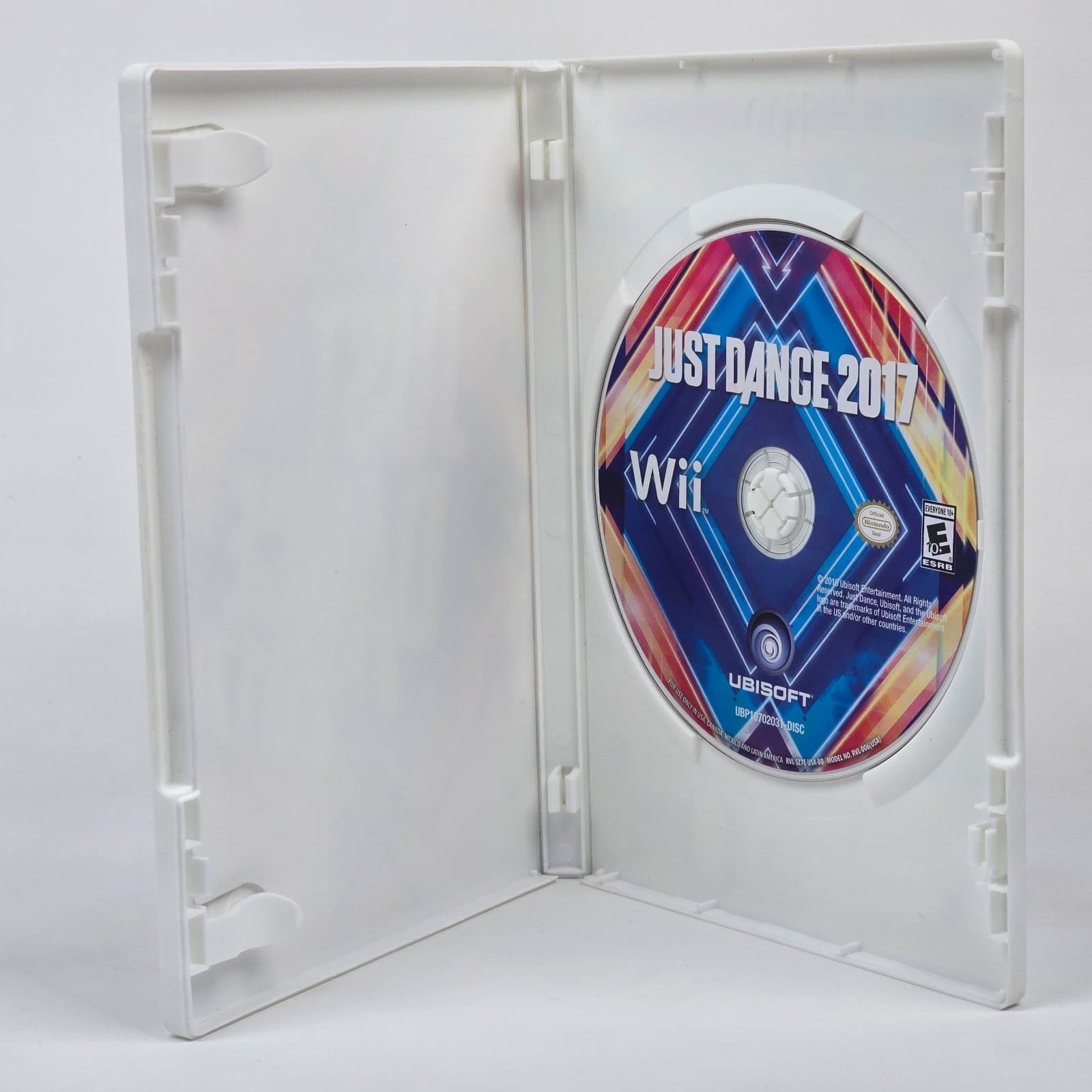 Just Dance 2017 (Nintendo Wii) Case & Disc - Thumbnail 2
