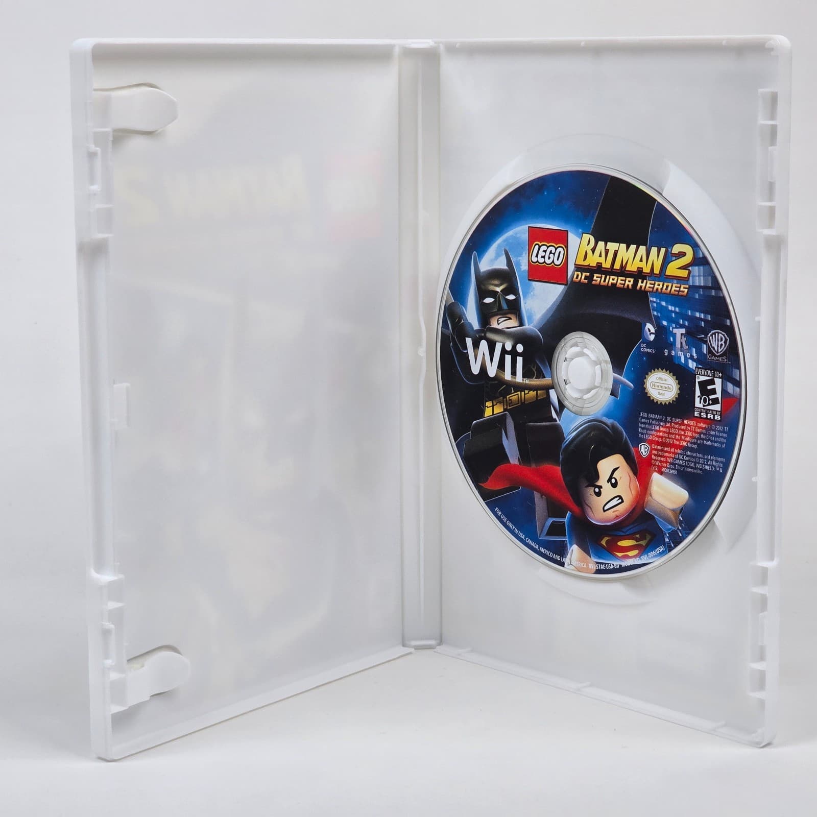 LEGO Batman 2: DC Super Heroes (Nintendo Wii) Case & Disc - Thumbnail 2