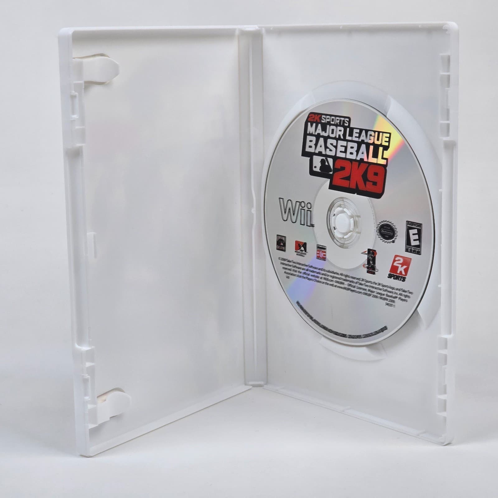 Major League Baseball MLB 2K9 (Nintendo Wii) Case & Disc - Thumbnail 2