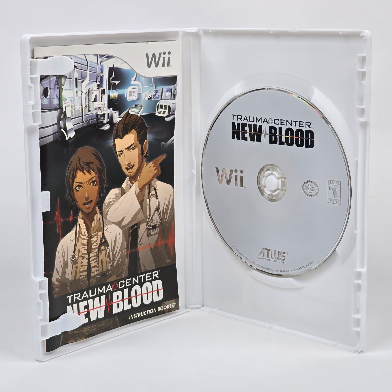 Trauma Center: New Blood (Nintendo Wii) CIB COMPLETE - Thumbnail 2