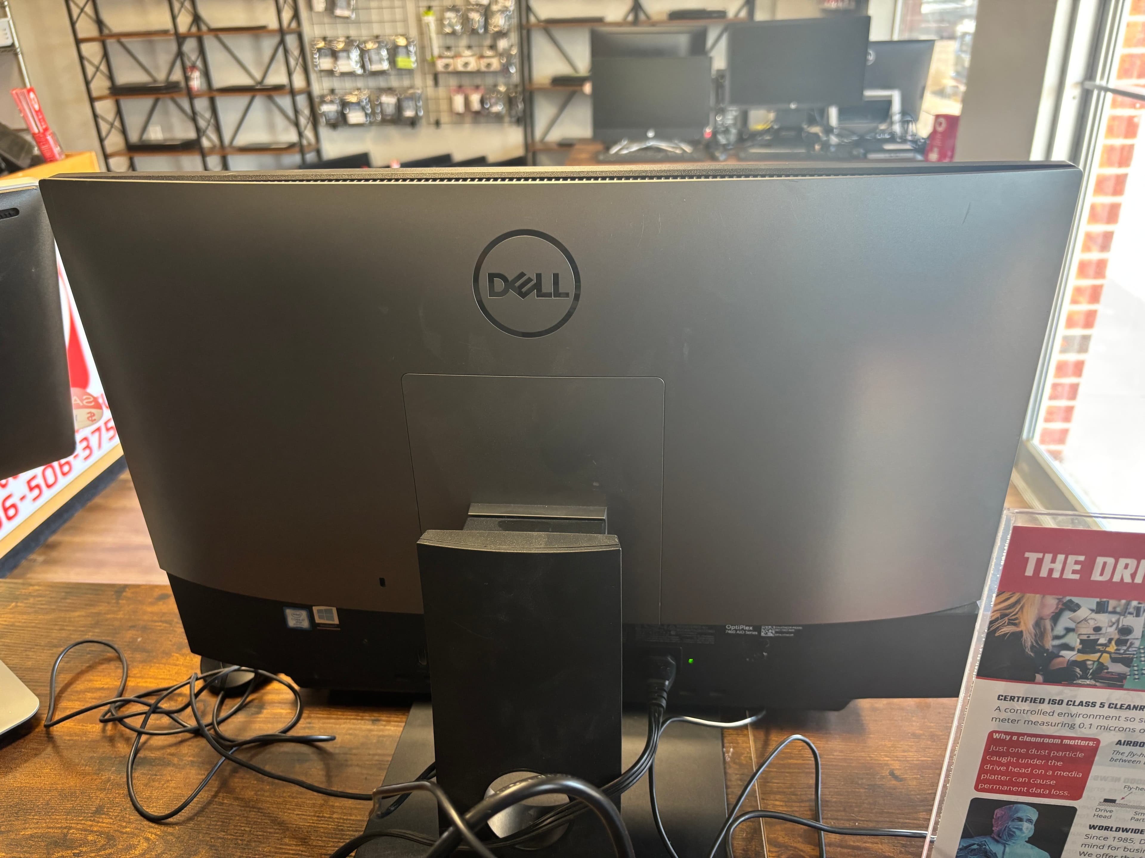 HP All-in-One Desktop Intel i7 8GB RAM 23.8" - Thumbnail 3