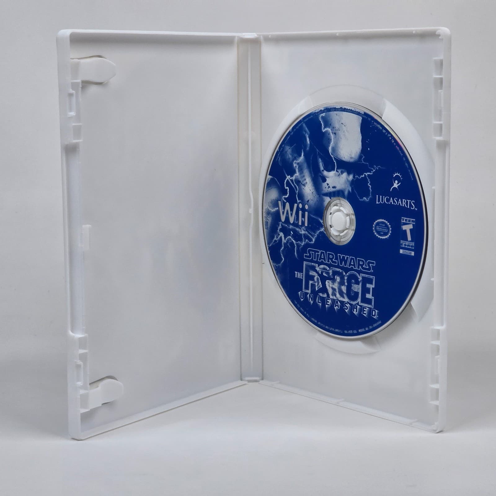 Star Wars: The Force Unleashed (Nintendo Wii) Case & Disc - Thumbnail 2