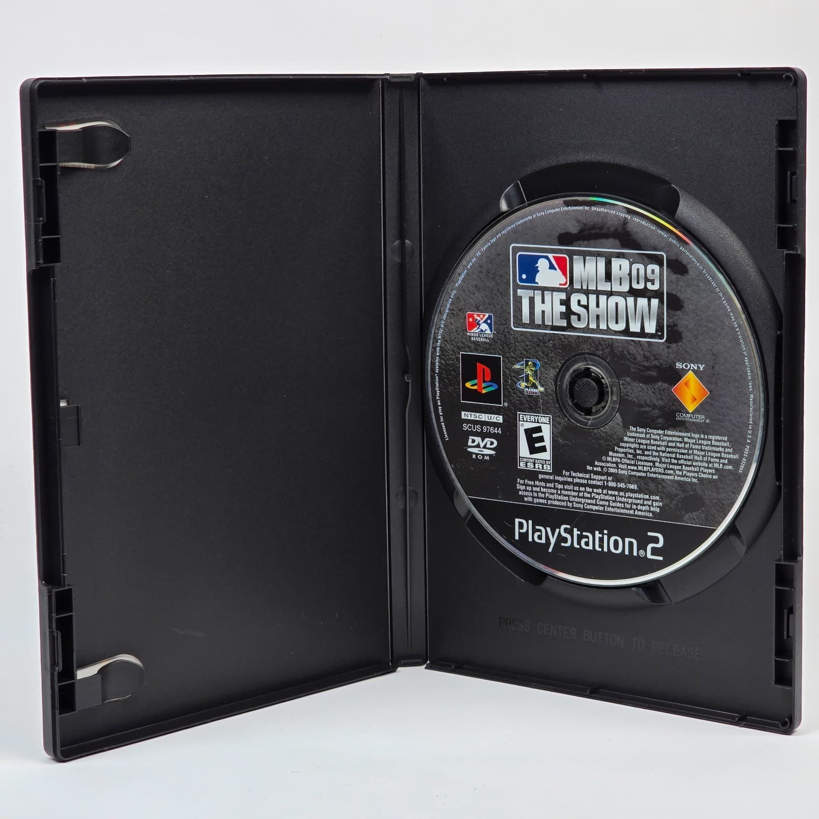 MLB 09 The Show (PlayStation 2 PS2) Case & Disc - Thumbnail 2