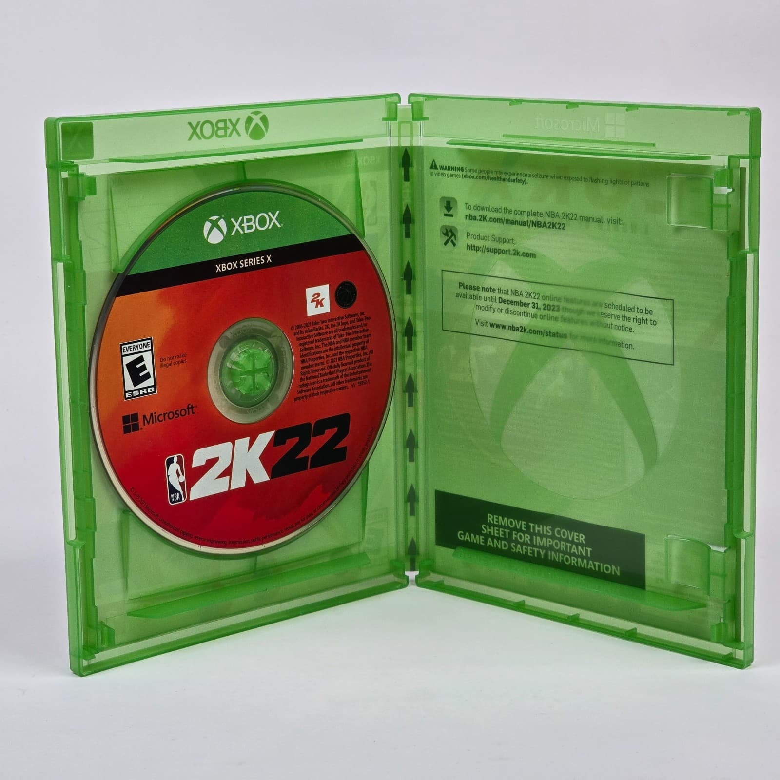 NBA 2K22 (Xbox Series X) Case and Disc - Thumbnail 2