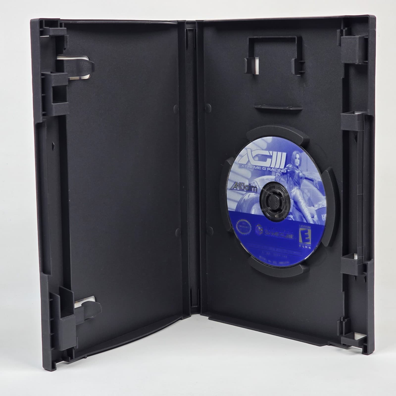 Extreme-G 3 Racing (Nintendo GameCube) Case & Disc - Thumbnail 2