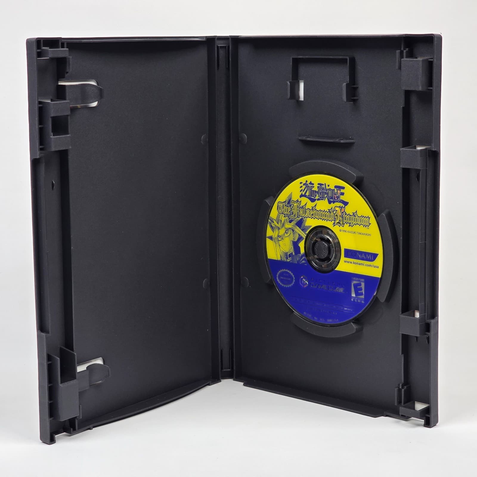 Yu-Gi-Oh! The Falsebound Kingdom (Nintendo GameCube) Case & Disc - Thumbnail 2