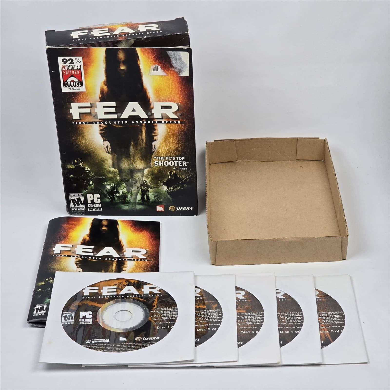 F.E.A.R. FEAR (PC CD-ROM) Small Box CIB COMPLETE with Key - Thumbnail 3