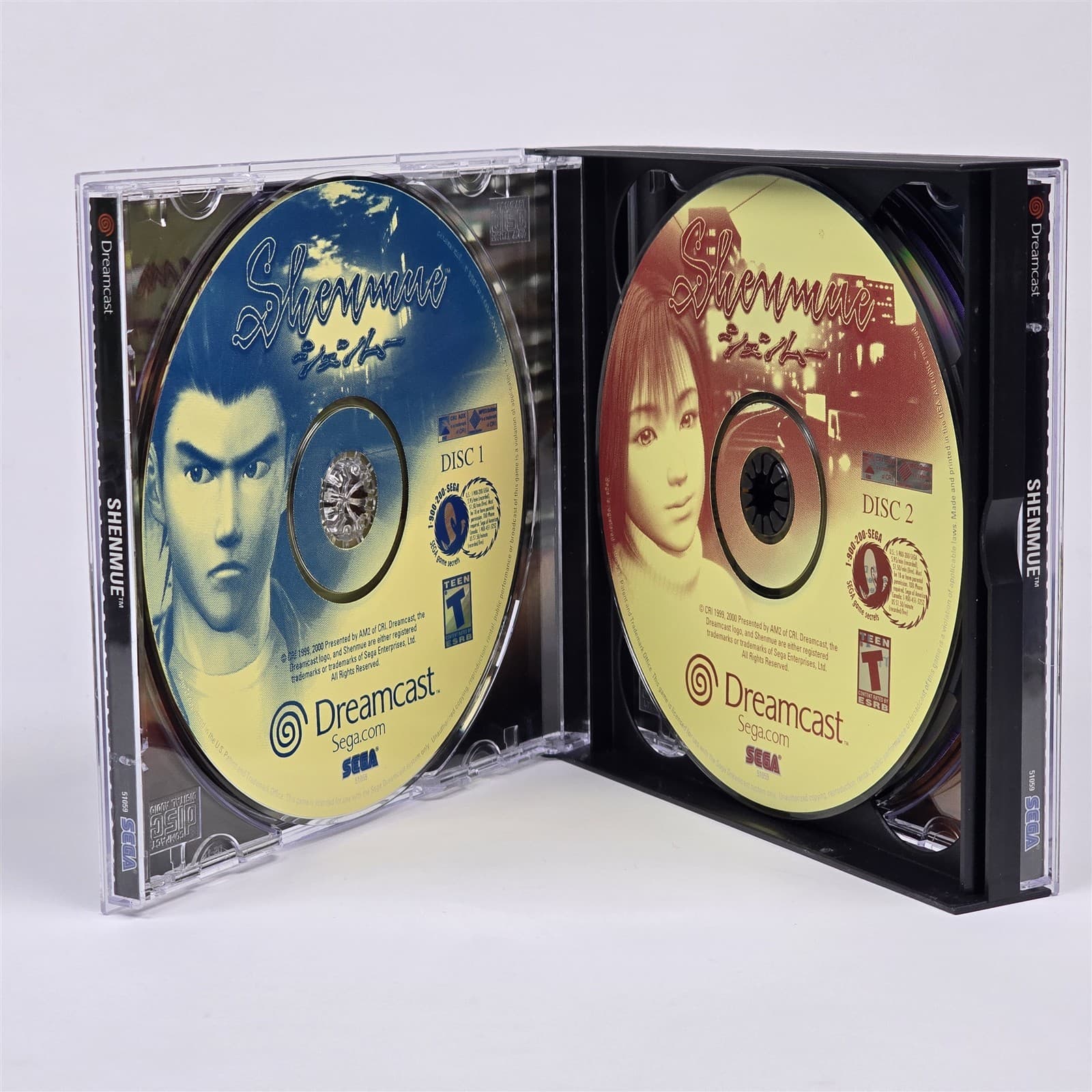 Shenmue (Sega Dreamcast) Case & Discs - Thumbnail 2