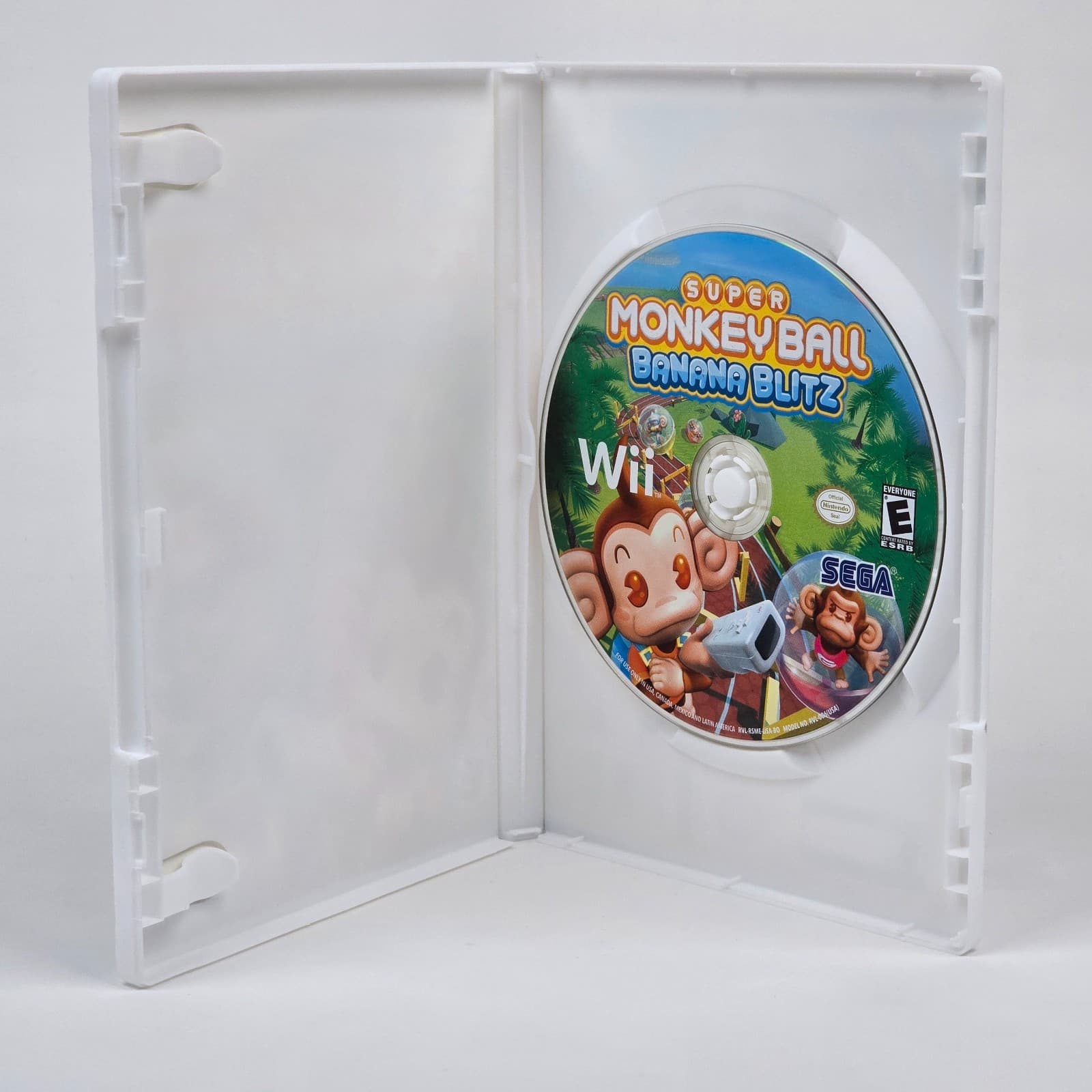 Super Monkey Ball: Banana Blitz (Nintendo Wii) Case & Disc - Thumbnail 2
