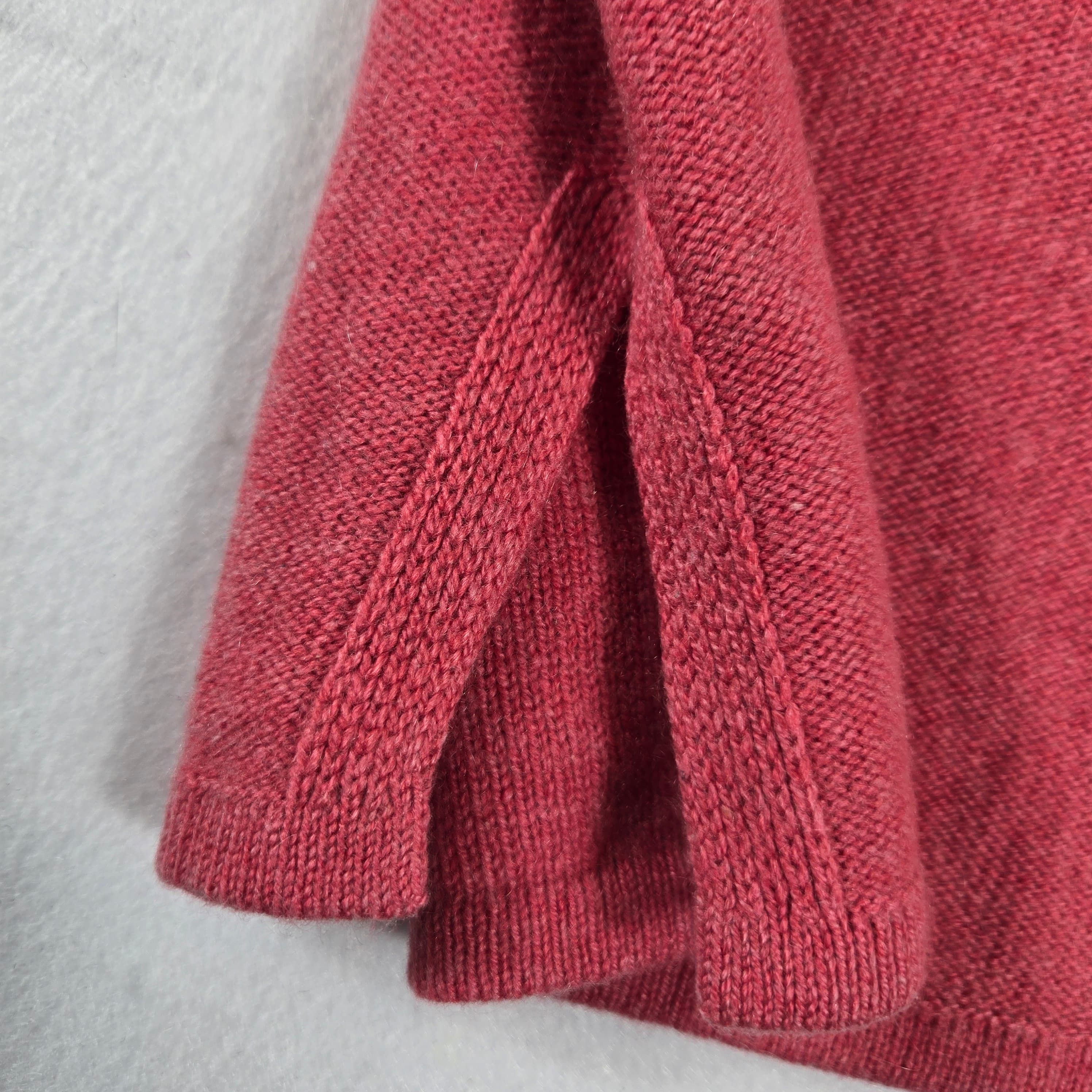 Saks Fifth Avenue Red V-Neck  100% Cashmere Sweater Size M - Thumbnail 5
