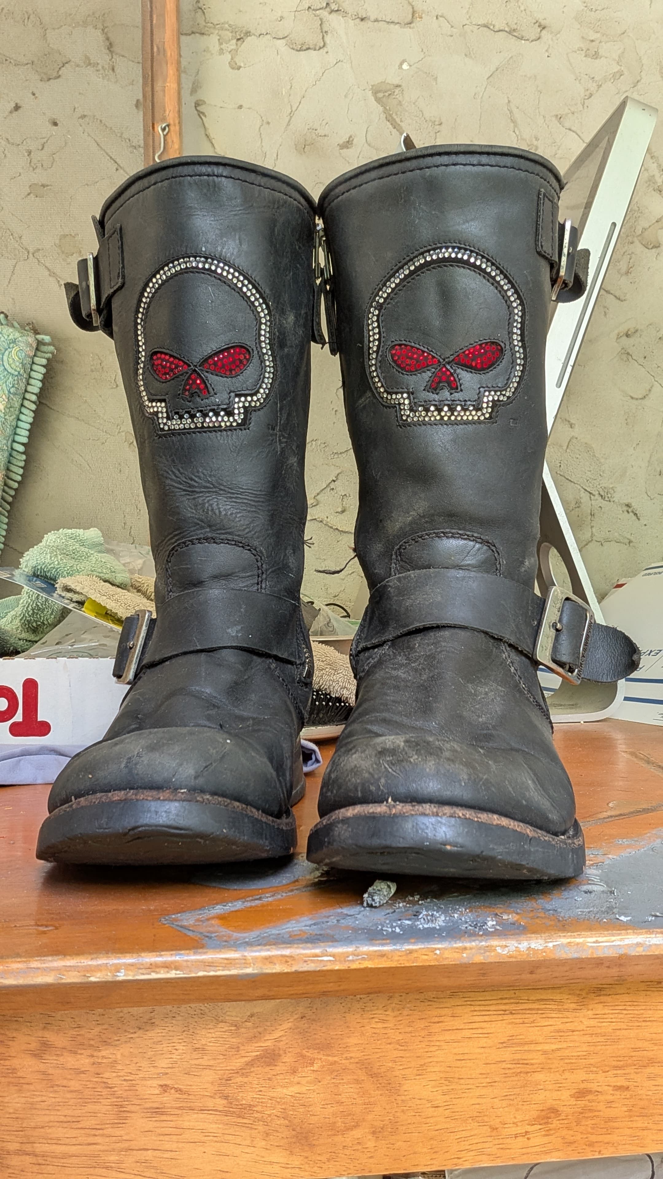 Black Leather Motorcycle Boots with Skull Design