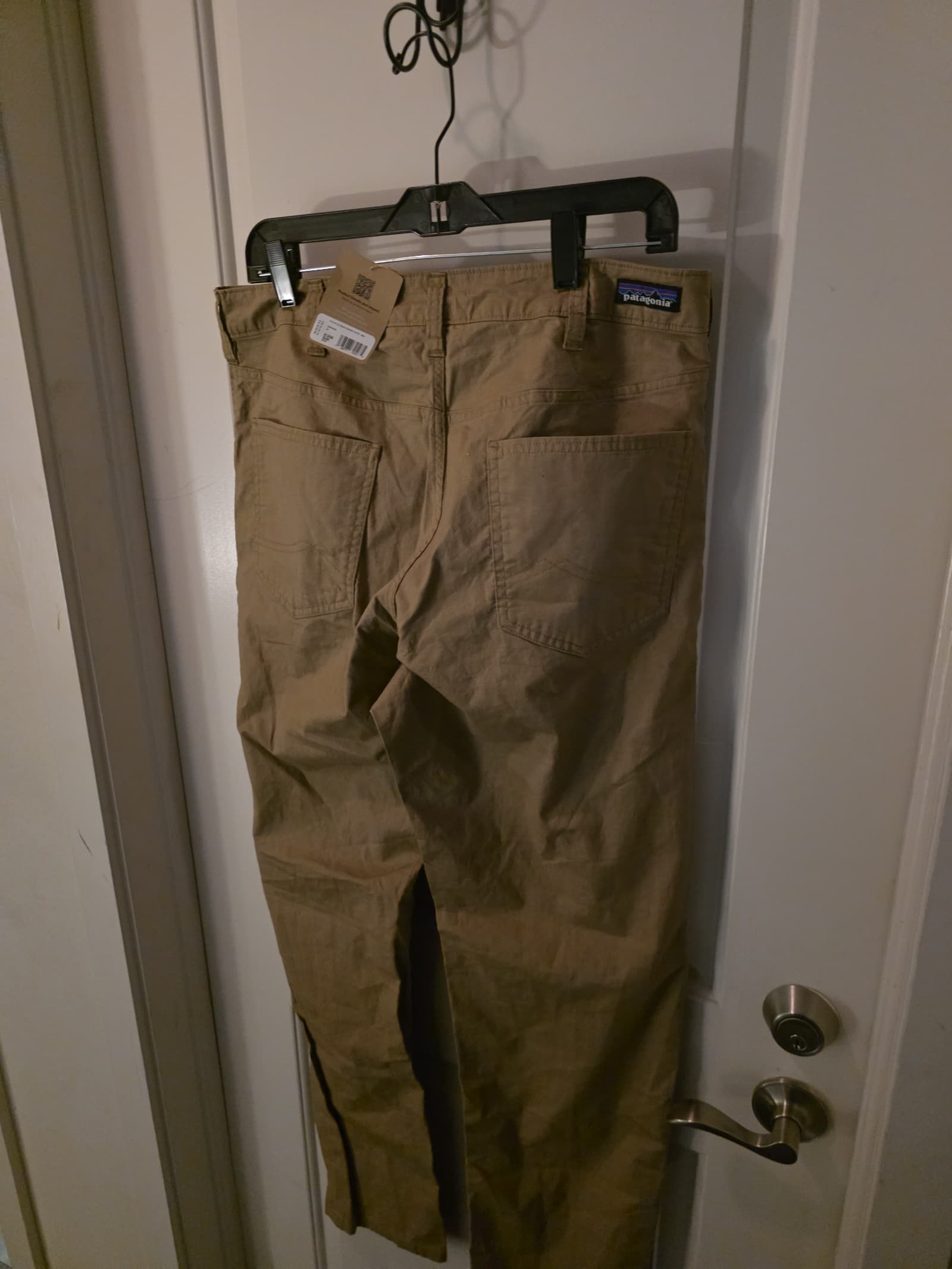 Patagonia mens size 32 all wear pocket pants regular in slab khaki - Thumbnail 3