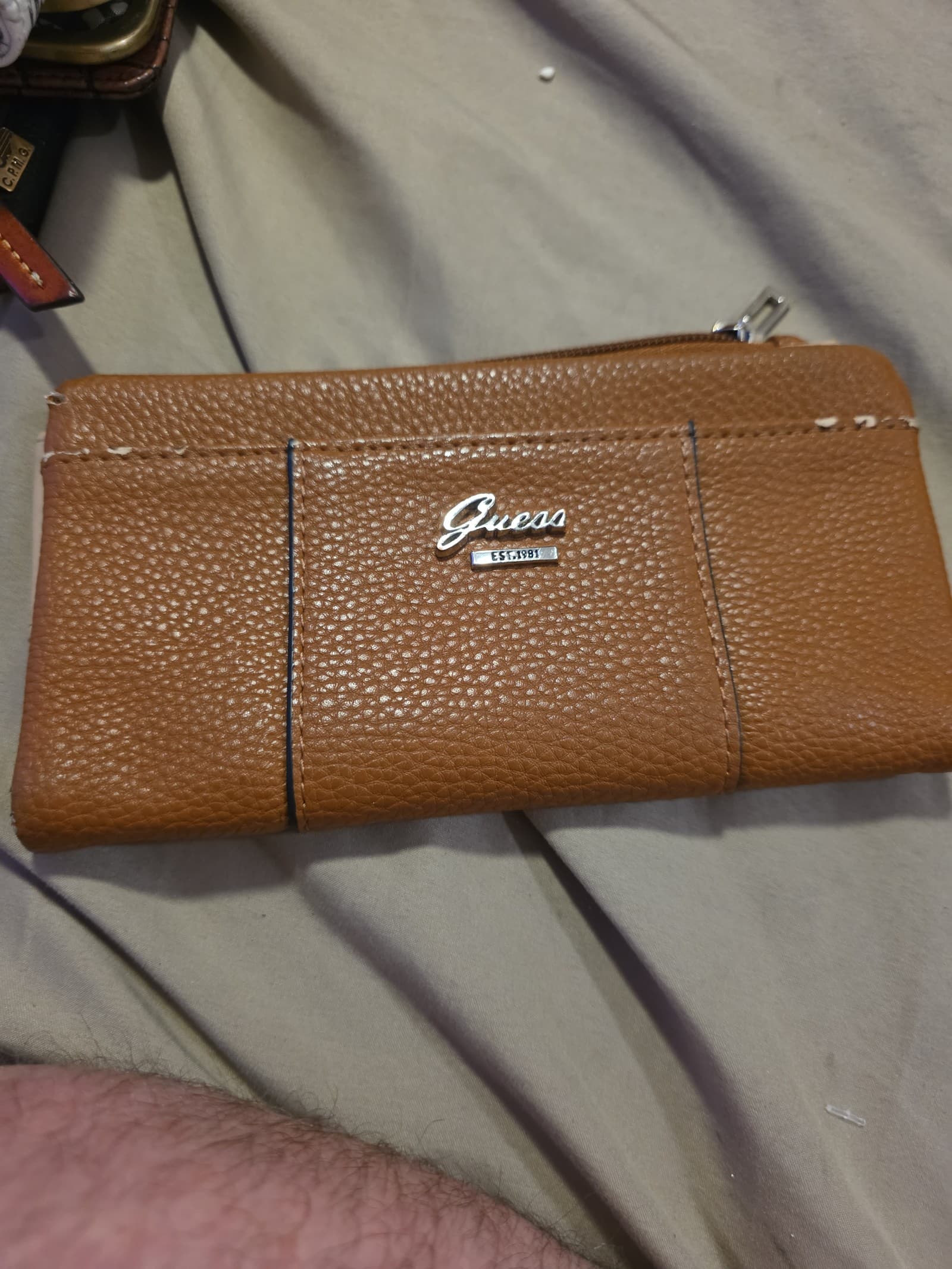Guess wallet