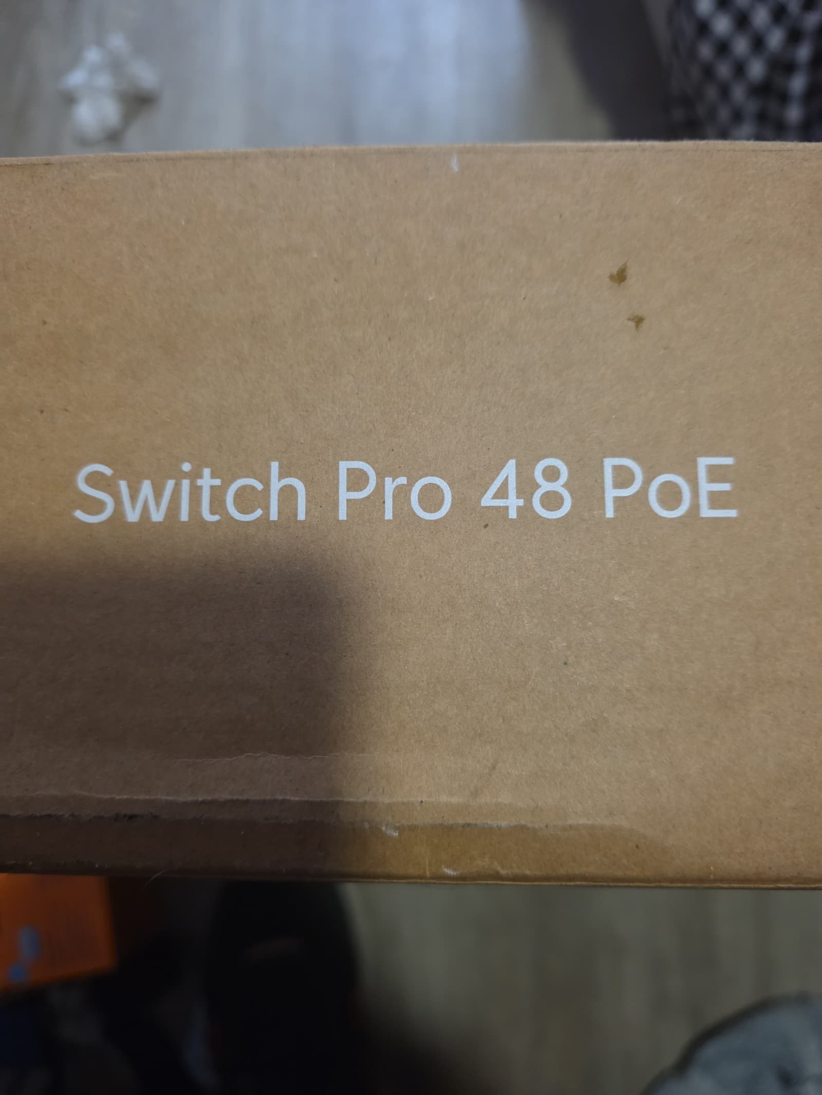 Ubiquiti UniFi Switch Pro 48 PoE - Thumbnail 3