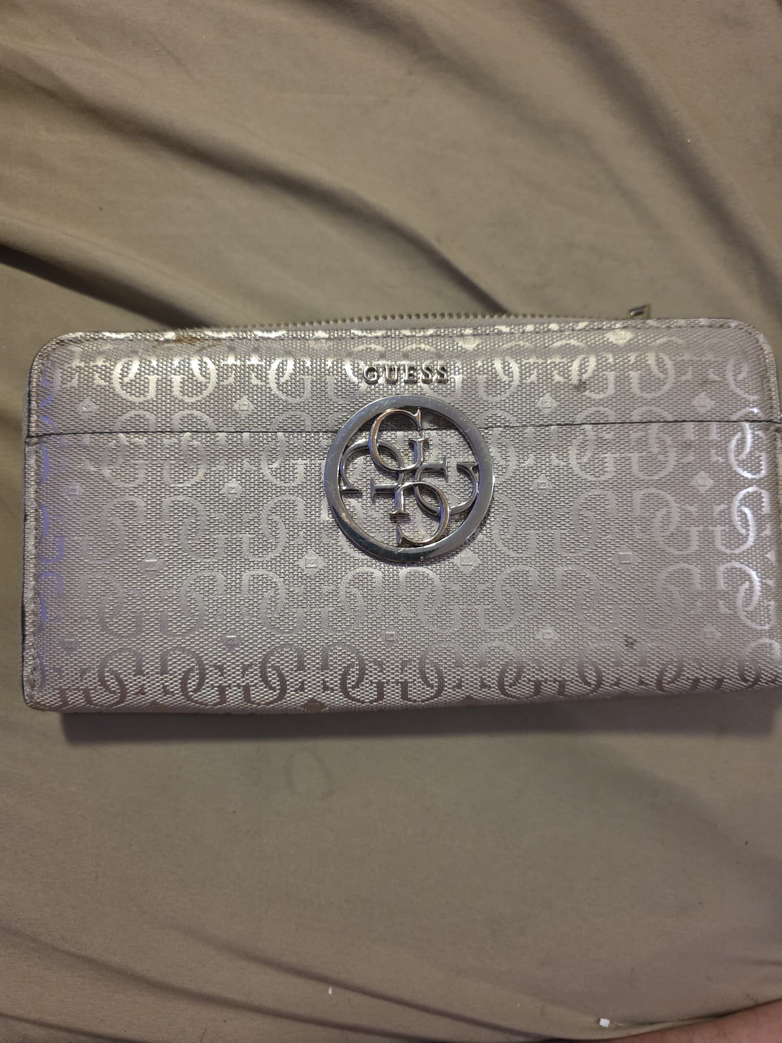 Guess Wallet