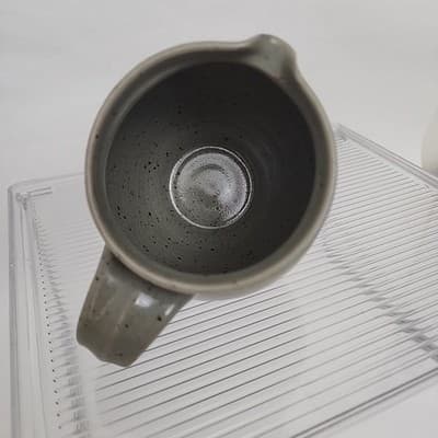 Handmade Pitcher Poterie de la Source Gray Flowers Incised 1983 Vintage - Thumbnail 7