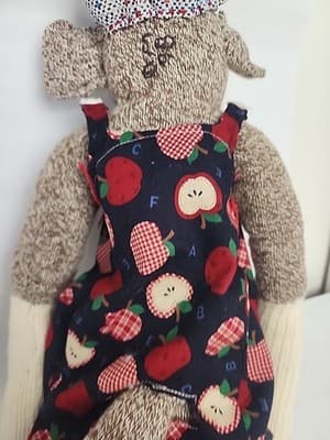 Vintage 1998 Sock Monkey second smile on butt Apple apron Hat 24" - Thumbnail 7