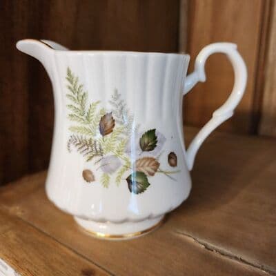 Claddagh‎ China_Made in Galway Ireland_Serves 4 - Thumbnail 12