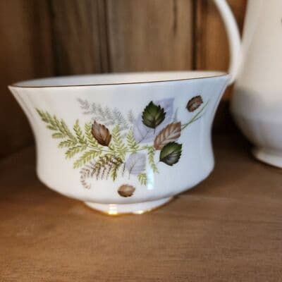Claddagh‎ China_Made in Galway Ireland_Serves 4 - Thumbnail 13