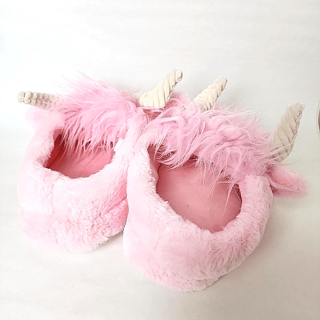 Cedarwood Threads Pink Fuzzy Cow Animal Youth Slippers Size 6/7 Hobby Lobby - Thumbnail 4