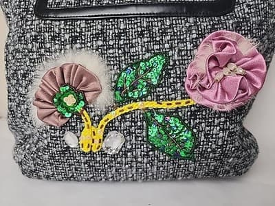 Tweed Tote Feathers Beads Sequence Gems Black Trim 2006 - Thumbnail 5