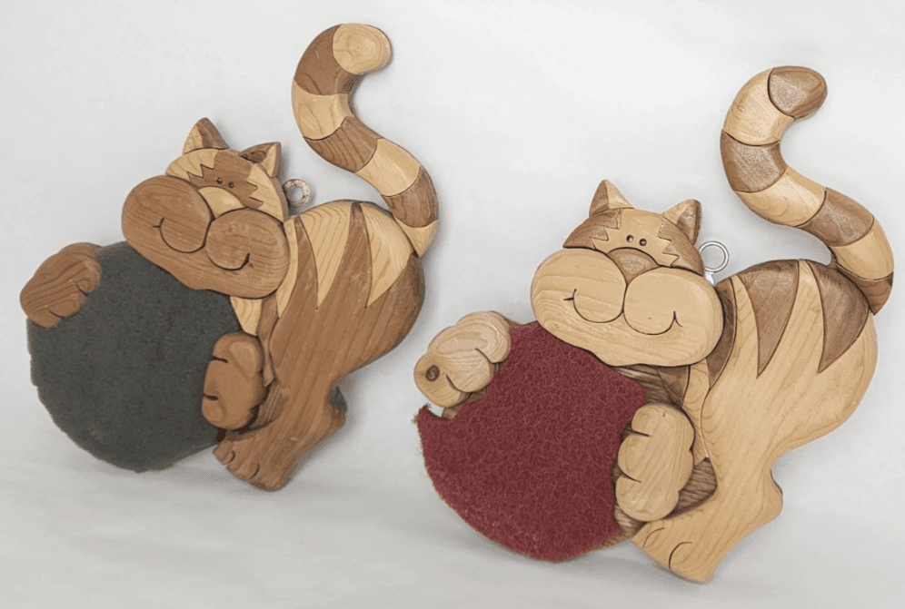 Wooden Cat Push Pin Wall Decor 2005 Vintage Signed JL