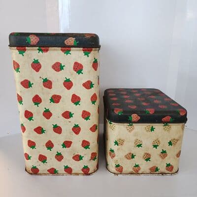 Vintage Strawberry Tin Canister Set Made in USA Red White Brown Potpourri Press - Thumbnail 4