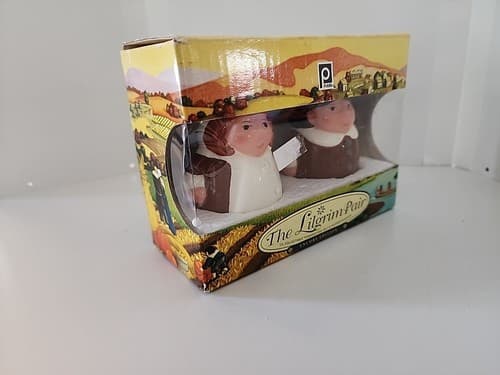 The Lilgrim Pair Salt & Pepper Shakers Publix Thanksgiving Premiere Edition 2005 - Thumbnail 17