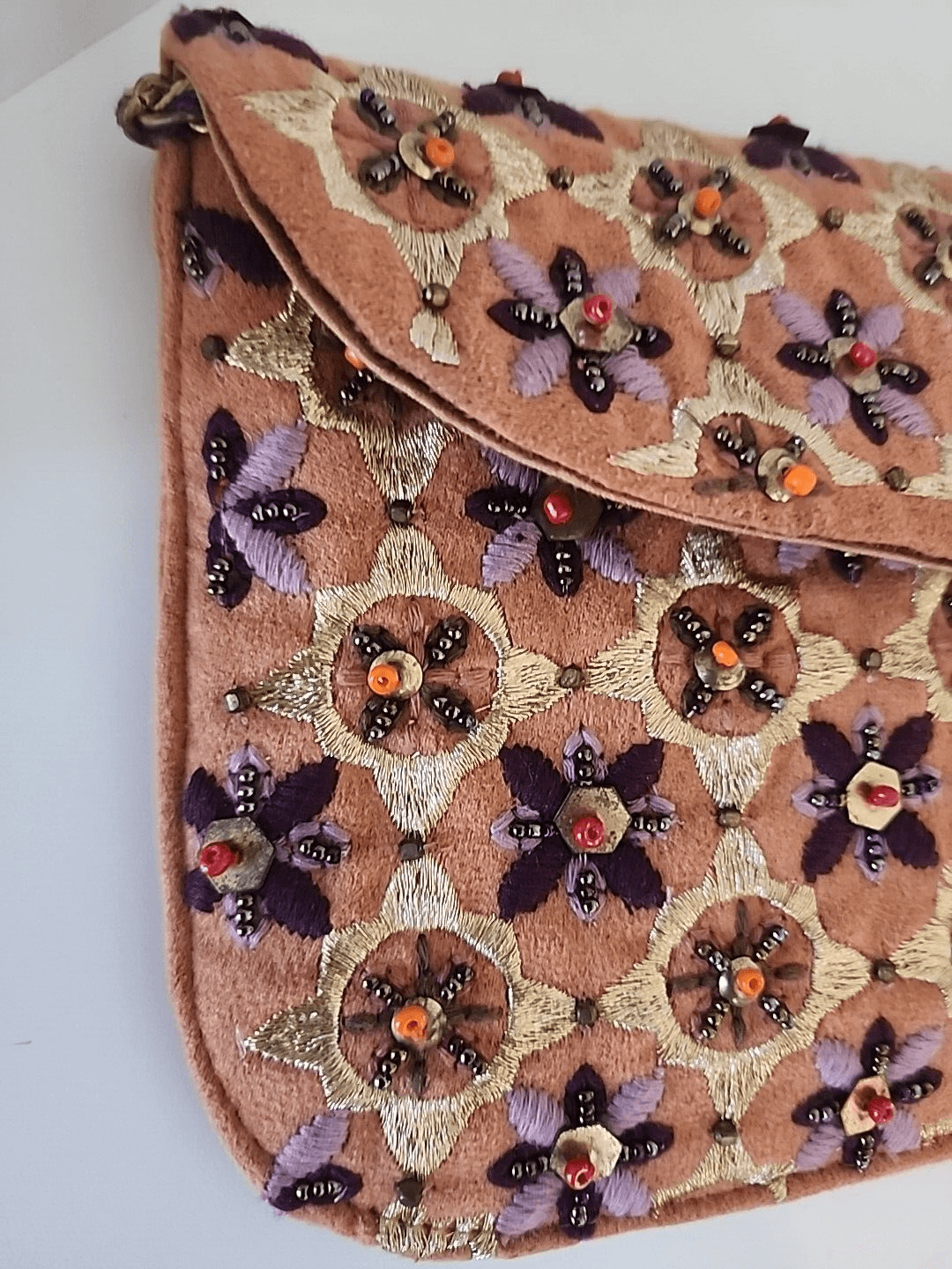 Camel Brown Beaded Embroidered Flower Purse Crossbody Chain Tassels India NWOT - Thumbnail 4