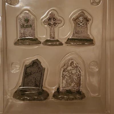 LEMAX Spooky Town Set of 5 Tombstones Retired 2004 #14851 - Thumbnail 6