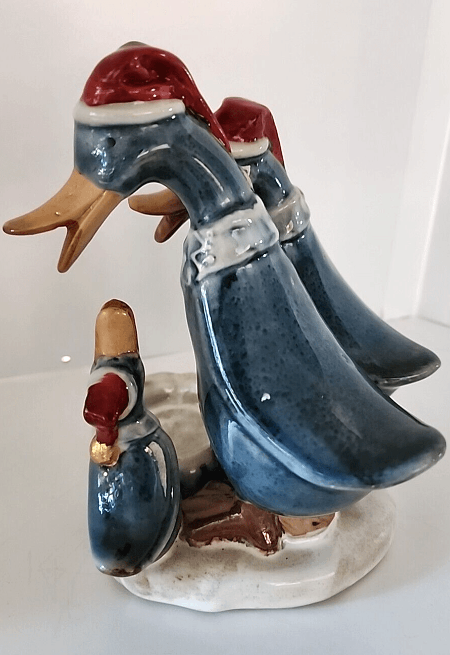 Holiday Christmas Duck Candle Holder Family Figurine Santa Hats Rustic - Thumbnail 3