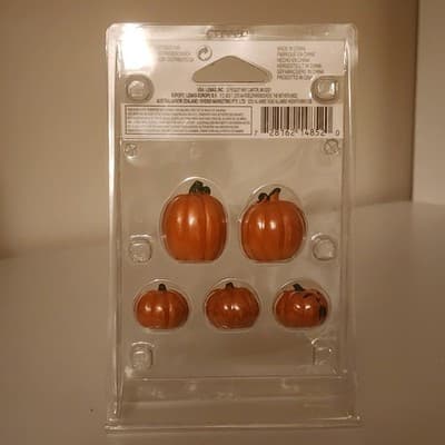 LEMAX SPOOKY TOWN 2017 Orange Happy Pumpkin Family of 5 New #14852 - Thumbnail 2
