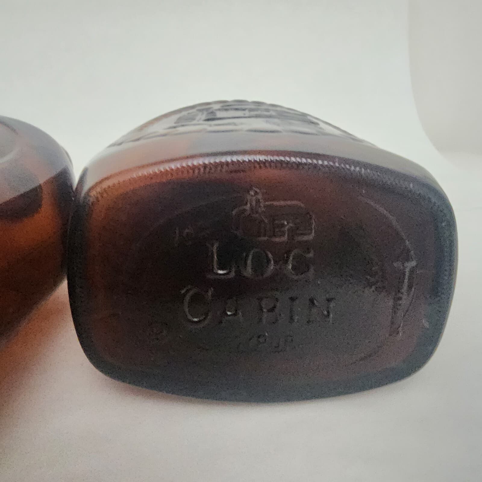 Set of 4 1776 Bicentennial Log Cabin Maple Syrup Amber Glass Bottles Vintage - Thumbnail 17