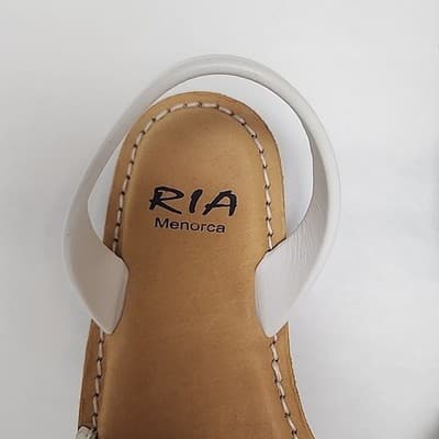 Ria Menorca Sandals white Ankle Strap Open Toed Size EU 34 US 3 Kids 2.5 - Thumbnail 3