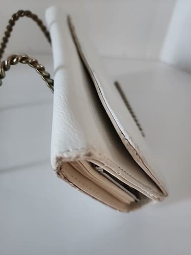 White "Coral Gables" Frame Expandable Clutch Wallet Credit Card Holder - Thumbnail 5